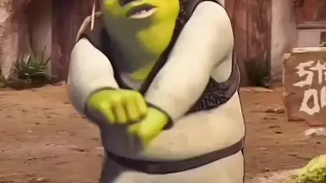 Dancing Shrek Swamp Jam
